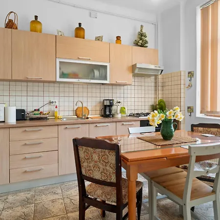 Golden Residences - & Penthouse In Old Town Apartment Bucharest