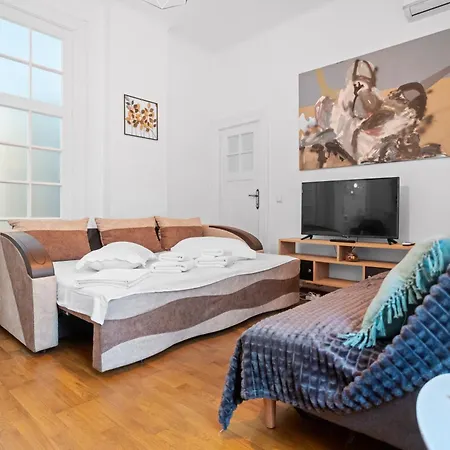 Golden Residences - & Penthouse In Old Town *