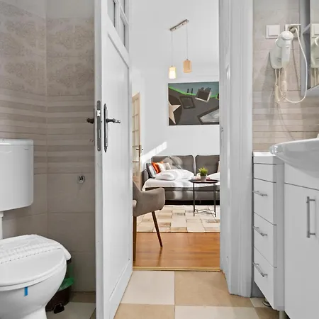 Golden Residences - & Penthouse In Old Town Bucharest