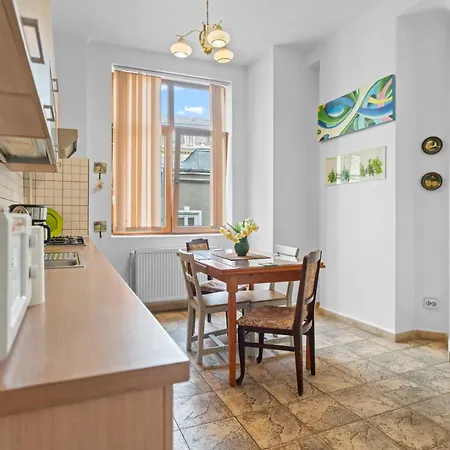 Historic Heart Appartement Boekarest